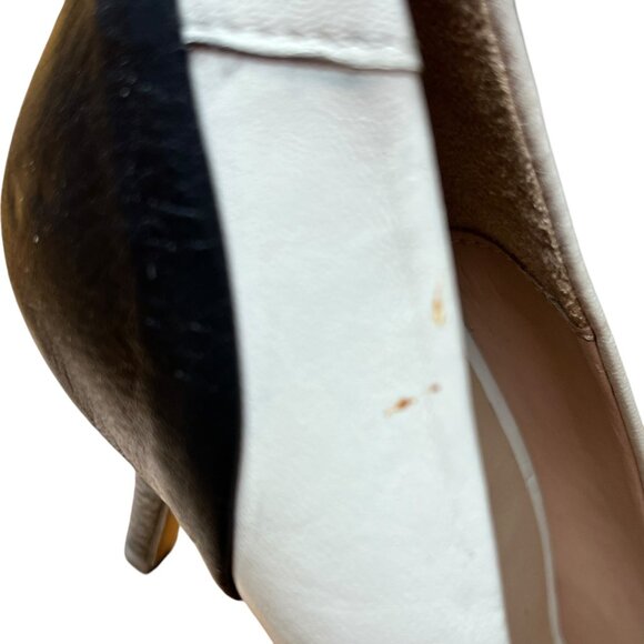 Zara Basic Leather Pointed Toe Heels in Black & White Size 39 with Minor Flaws - Picture 4 of 10